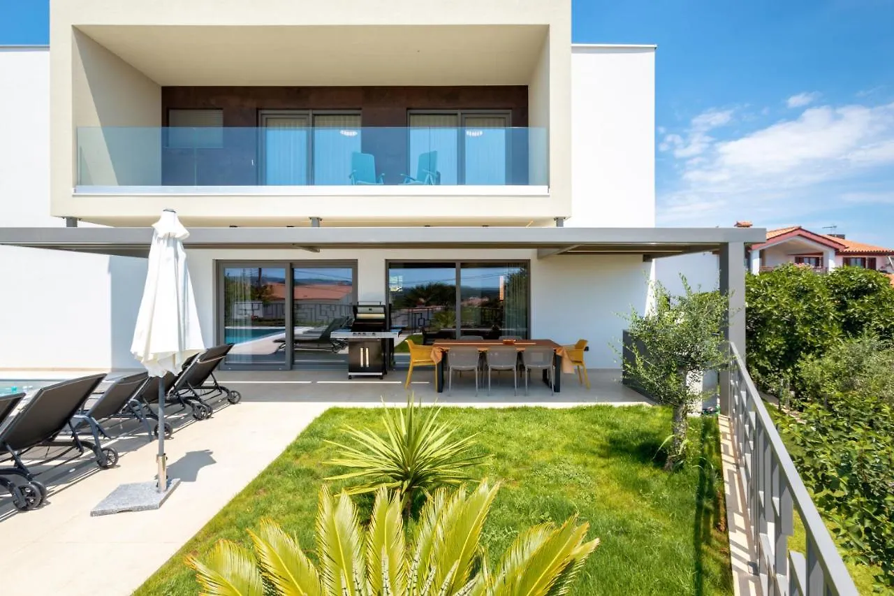 Villa Suenos - New & Modern - 2023 Medulin 0*,